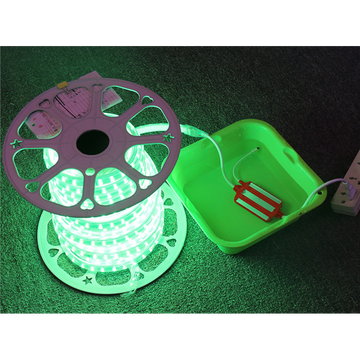 Controller pentru Banda LED RGB 220V, 1500W cu Telecomandă IR – Control Eficient al Iluminării pentru Spații Interioare