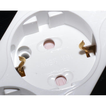Cap de Prelungitor 3 Posturi cu Intrerupator si USB - Frize