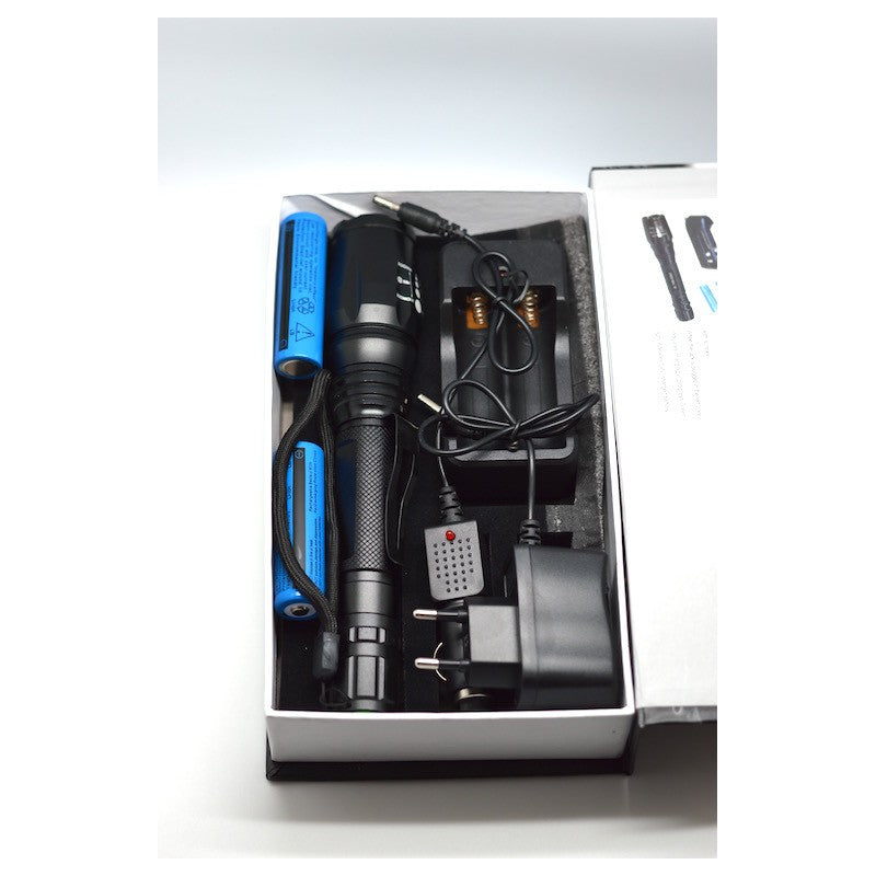 Lanterna Metalica cu Acumulator Lumina Verde ,CREE XM-LT6 - Frize