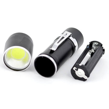 Lanterna Neagra cu Led Cob 3xR3 AAA - Frize