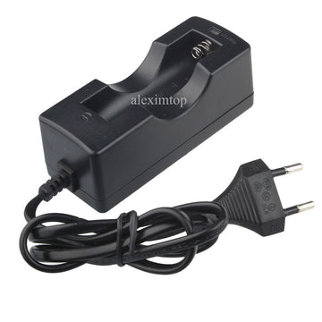 incarcator de acumulatori LI-ION 1 x 3,7V