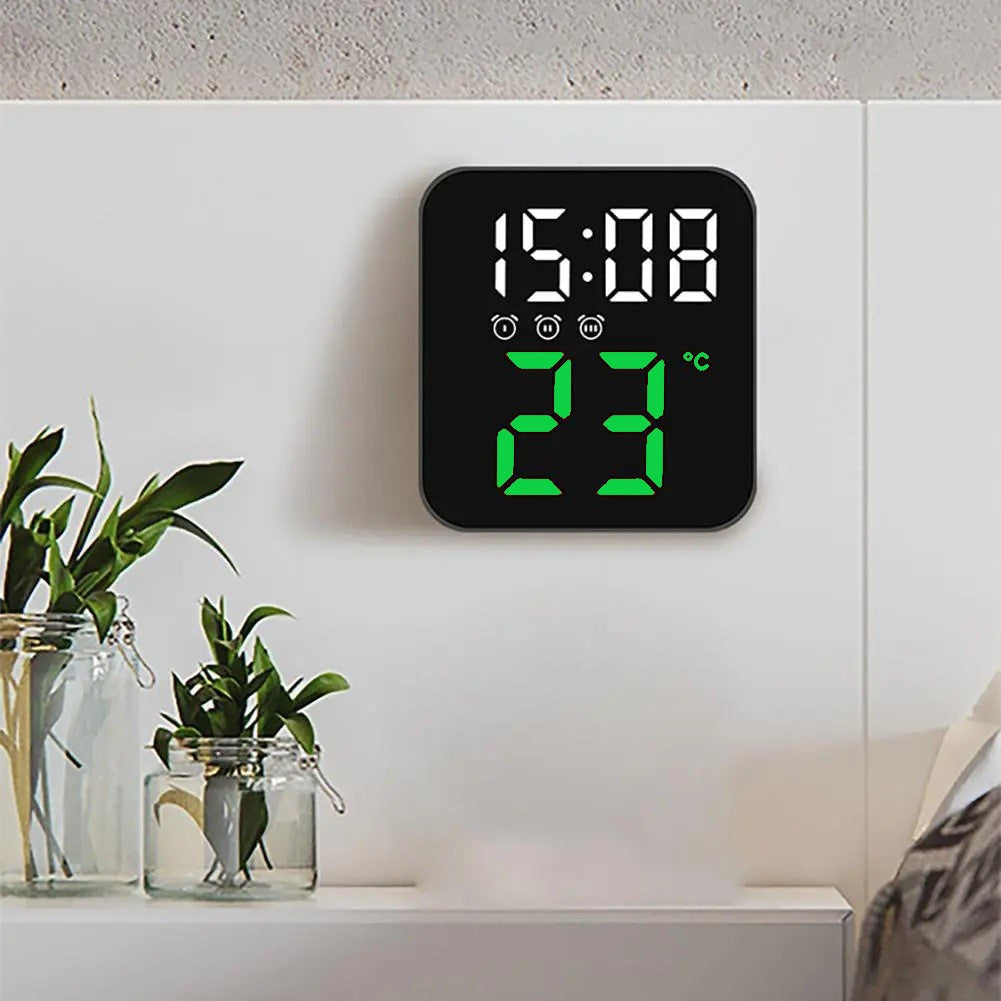 Ceas Digital de Masa cu Lumina Led Verde, 3 Alarme, Calendar, Temperatura, Functie Snooze, 2 Trepte de Intensitate, Mod de Noapte - Frize